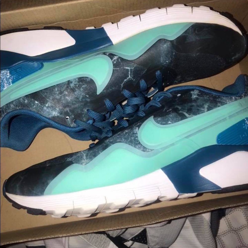 Women Nike